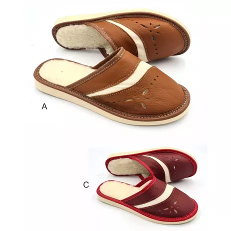 212. Pantofle damskie ocieplane